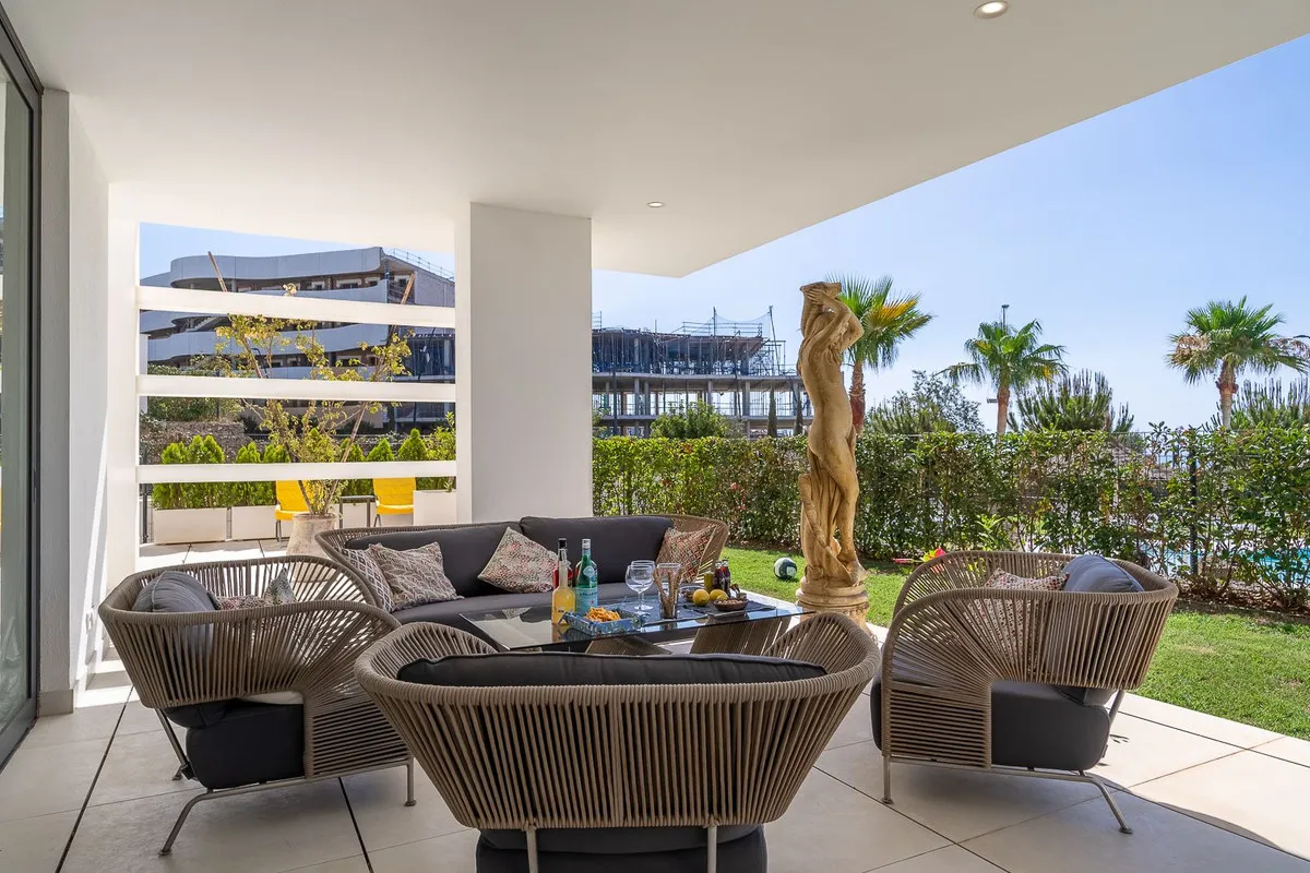 0fe201d0-9b4c-4953-b6bf-bdbeac6abb5a