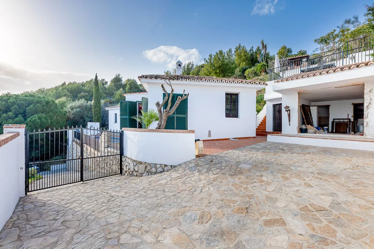 d9d65e7d-4ed1-4f5f-a114-3b6fc552d908