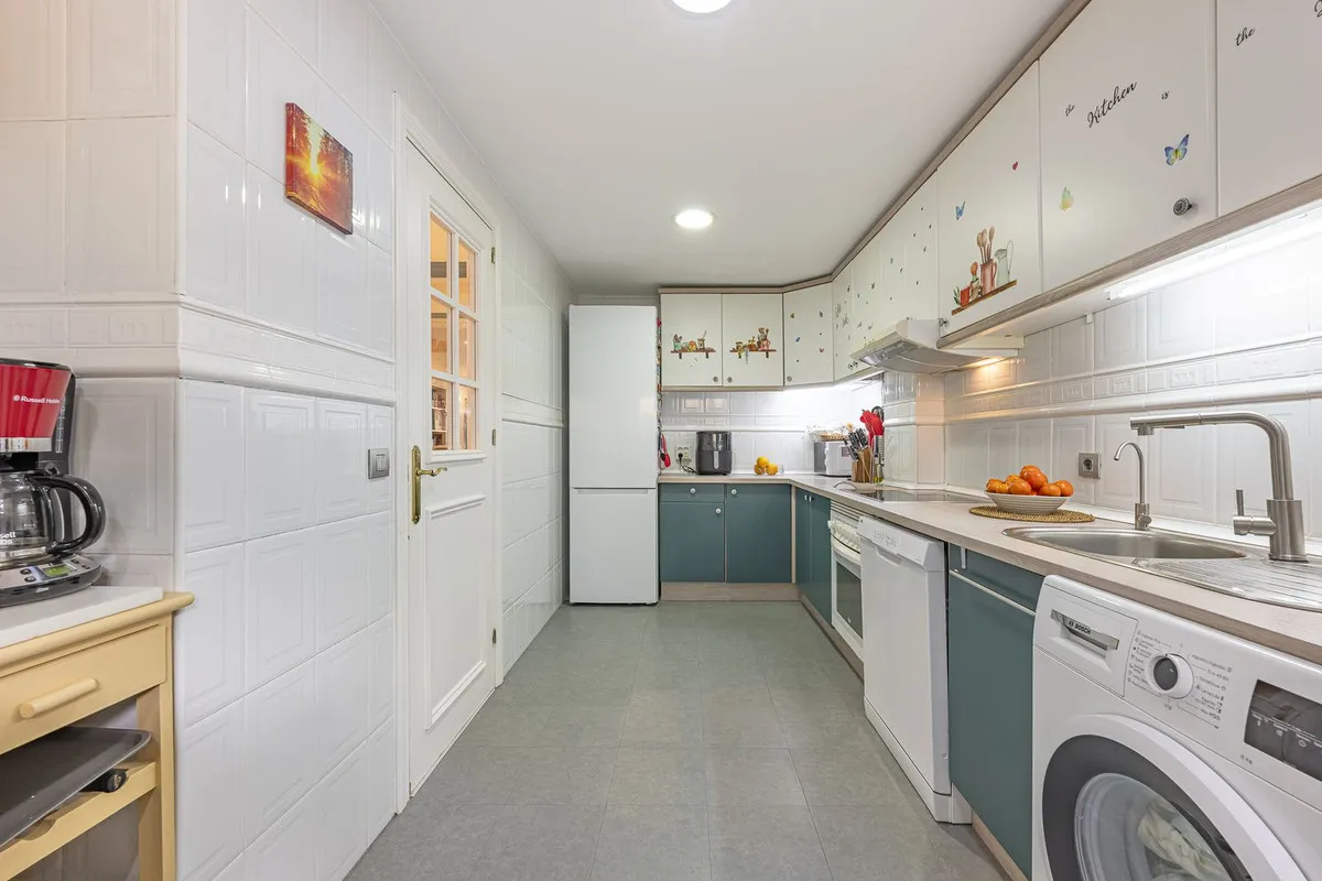 5eed3e51-8e81-4369-8b34-ec9b062a6d55