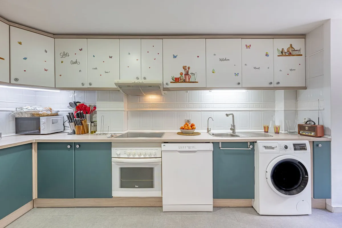 abaa130b-630d-4a53-92fd-1bd45e11f0c5