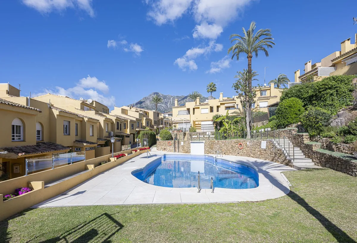 e4f07da8-09df-4284-af8a-103da6f77809