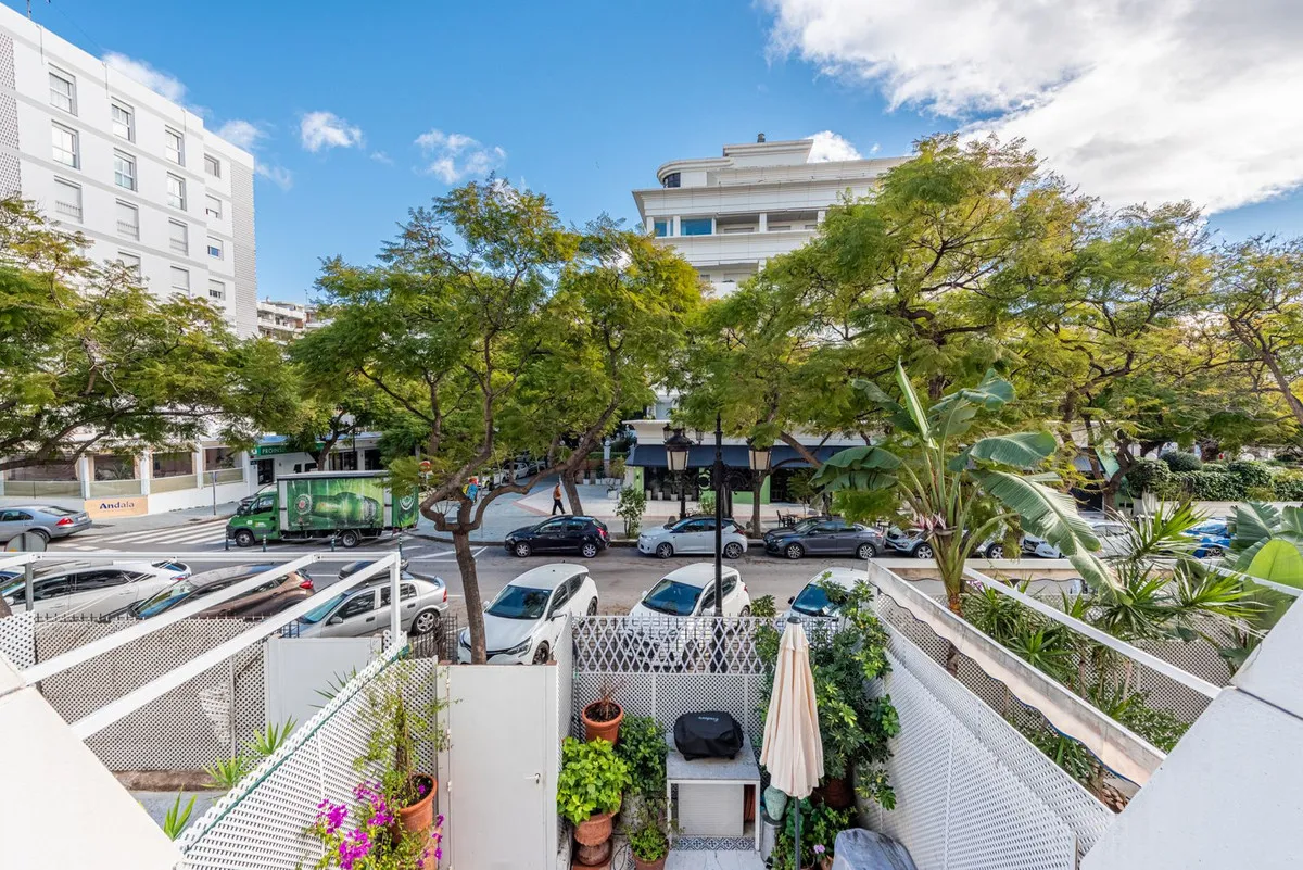 76bec195-fe4f-4e5c-be70-c4bb488e5498