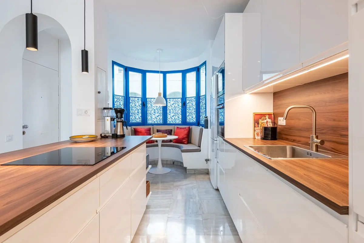 7be89f66-41e7-444c-b3df-c3af6f738a92