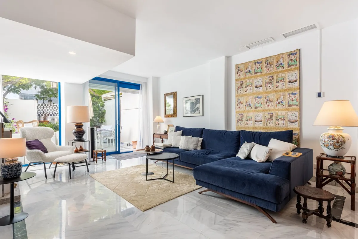 c854dca9-4223-47c5-9a1d-639349b3061a