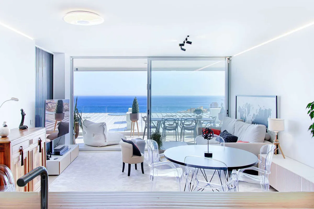 61457050-8114-4060-aacf-941fa5d9b354