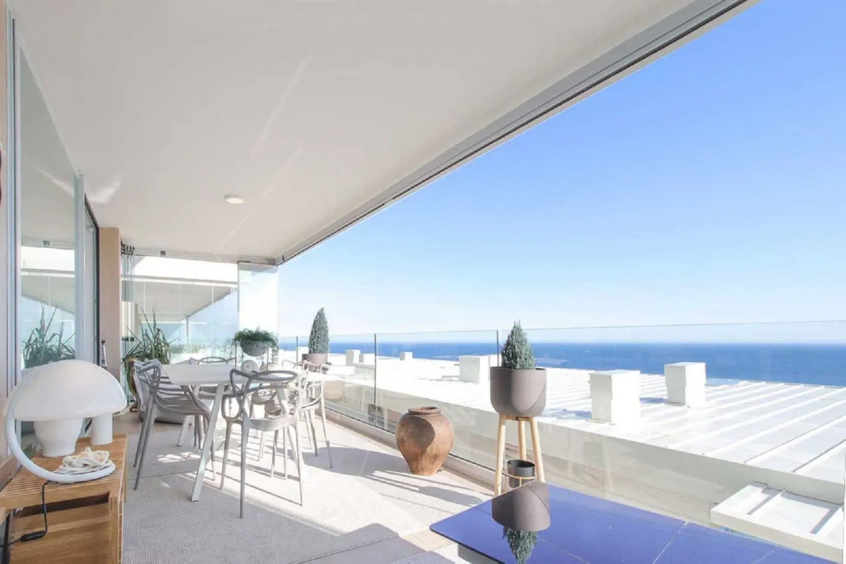 6b23981e-6152-44fb-8a08-06524a702c36