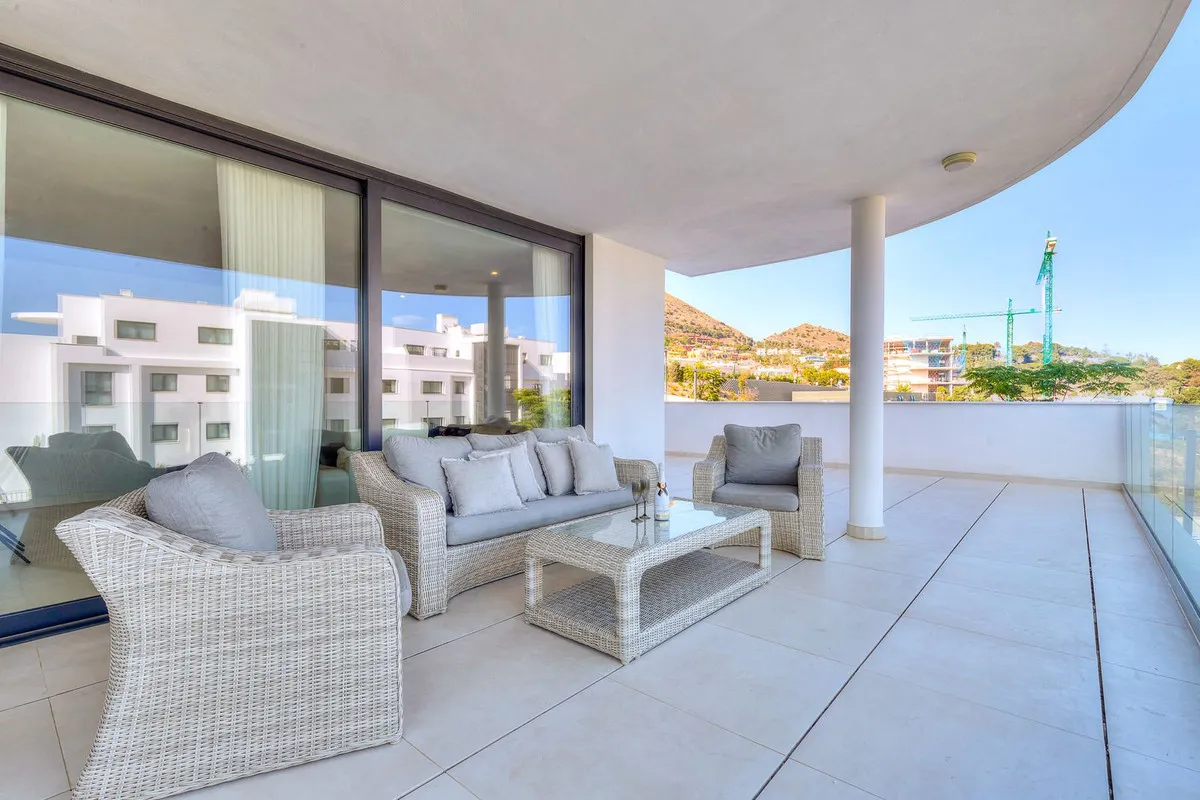 c0602931-129a-46d8-bad4-42d4b4897c87