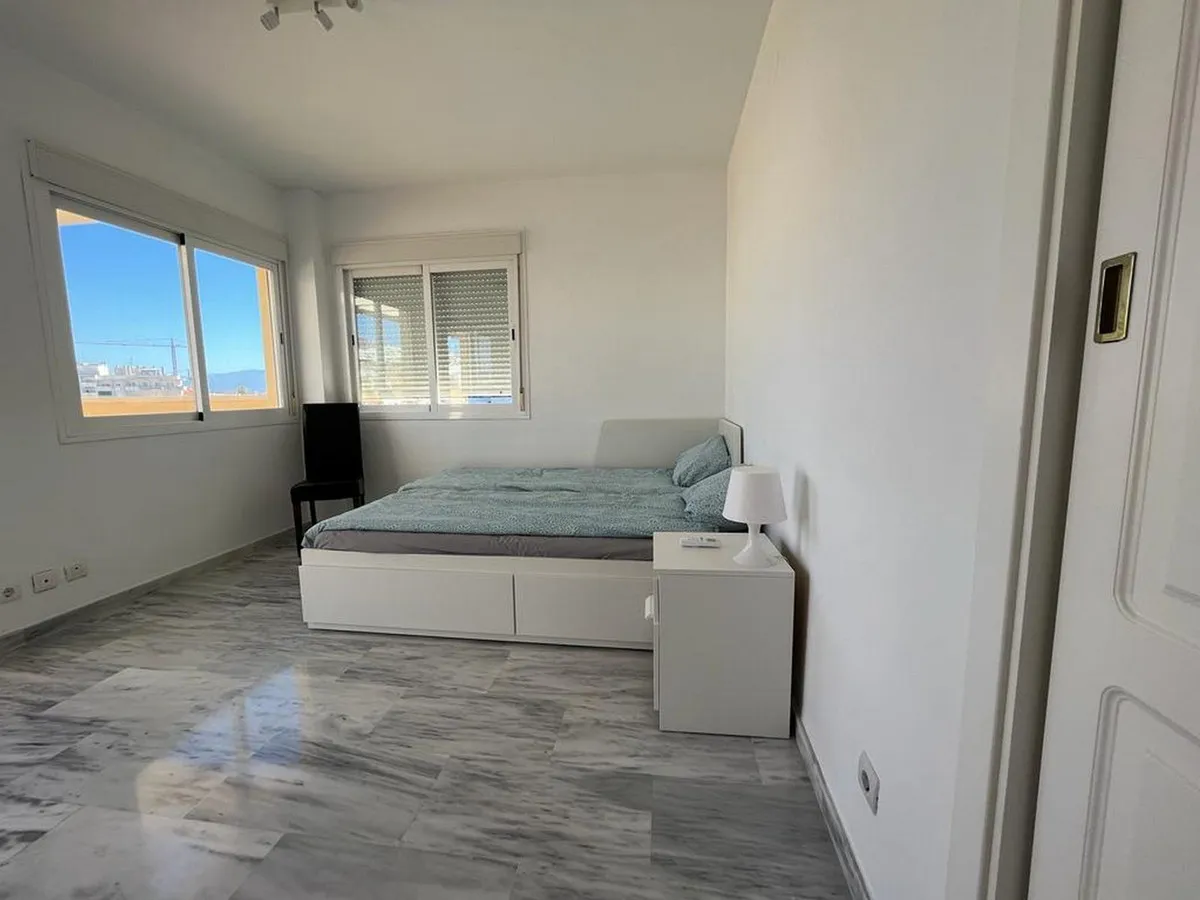 2bcad613-0018-474e-87f0-db28ea5fbc22