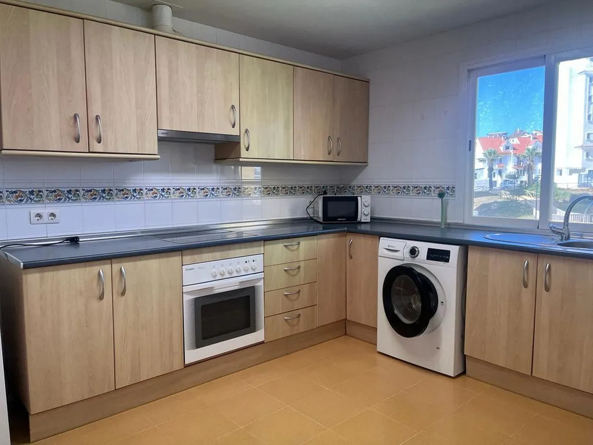 2d0af65d-2421-4b12-bcb1-ce04def83436