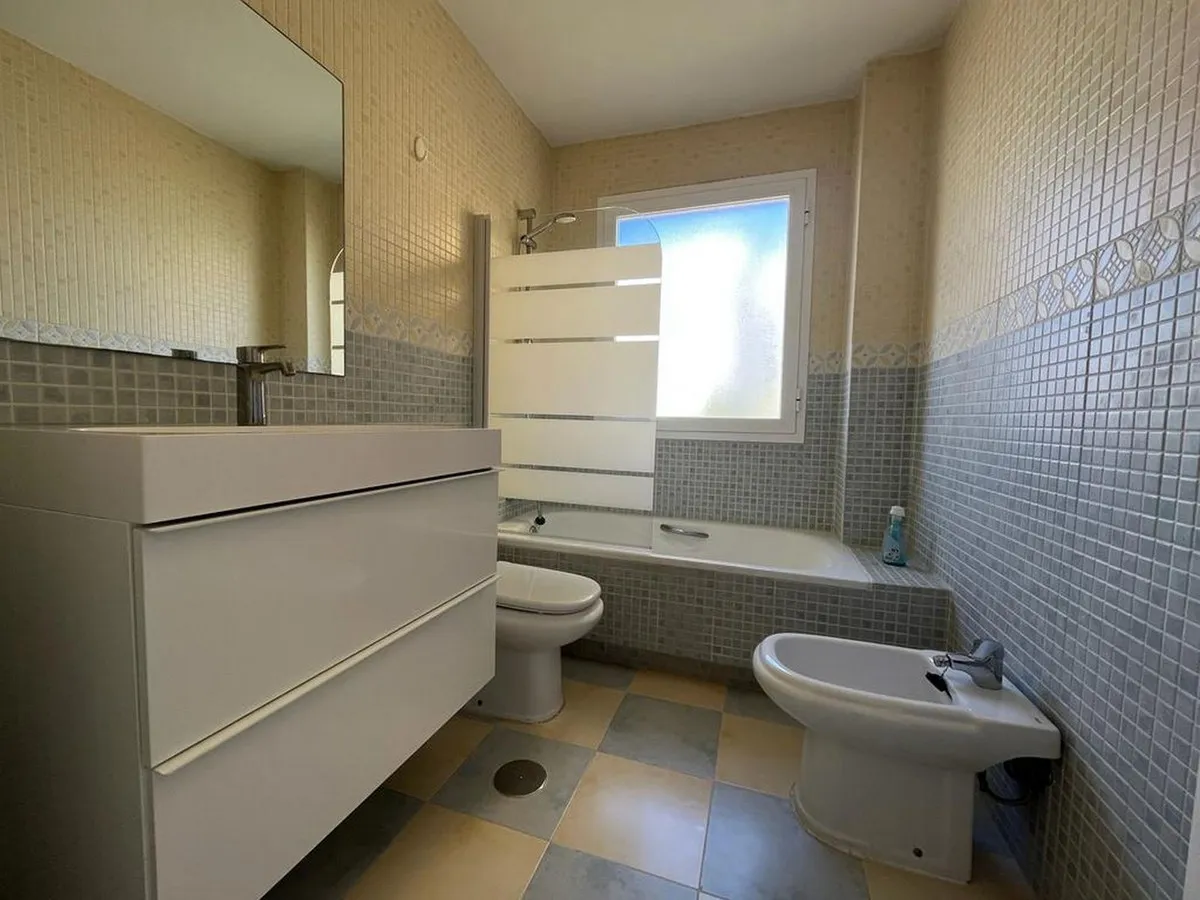 36bd2712-9869-4475-a9af-b810fe384a28