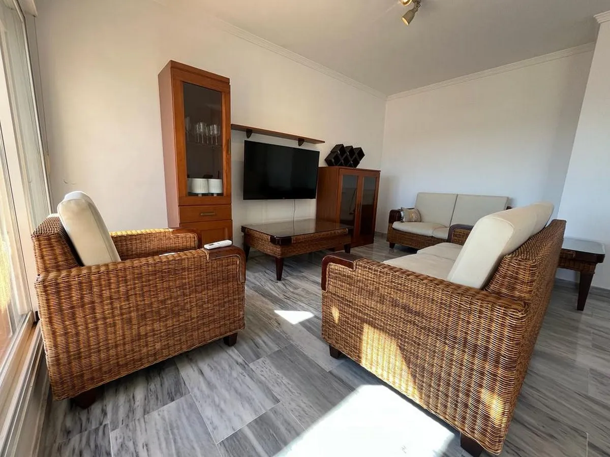 b061c3d8-6f56-4c74-95f3-e62f0624e9ea