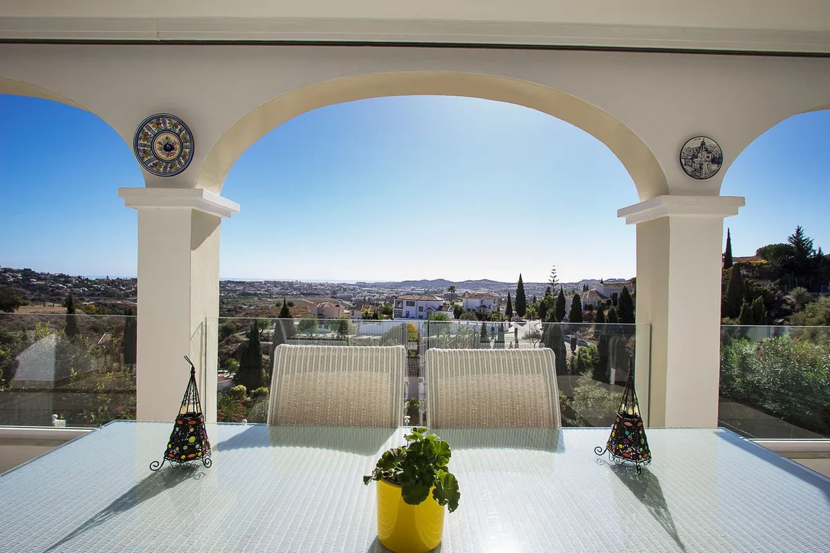 2001b595-163e-457c-b45c-cacaae2a5785