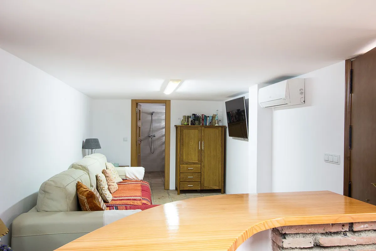 654b8ca8-84ec-4ff0-af42-20e620b7e746