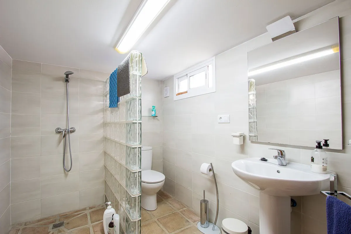 7e340e2f-0a3b-484d-9929-0d40ecb1e710