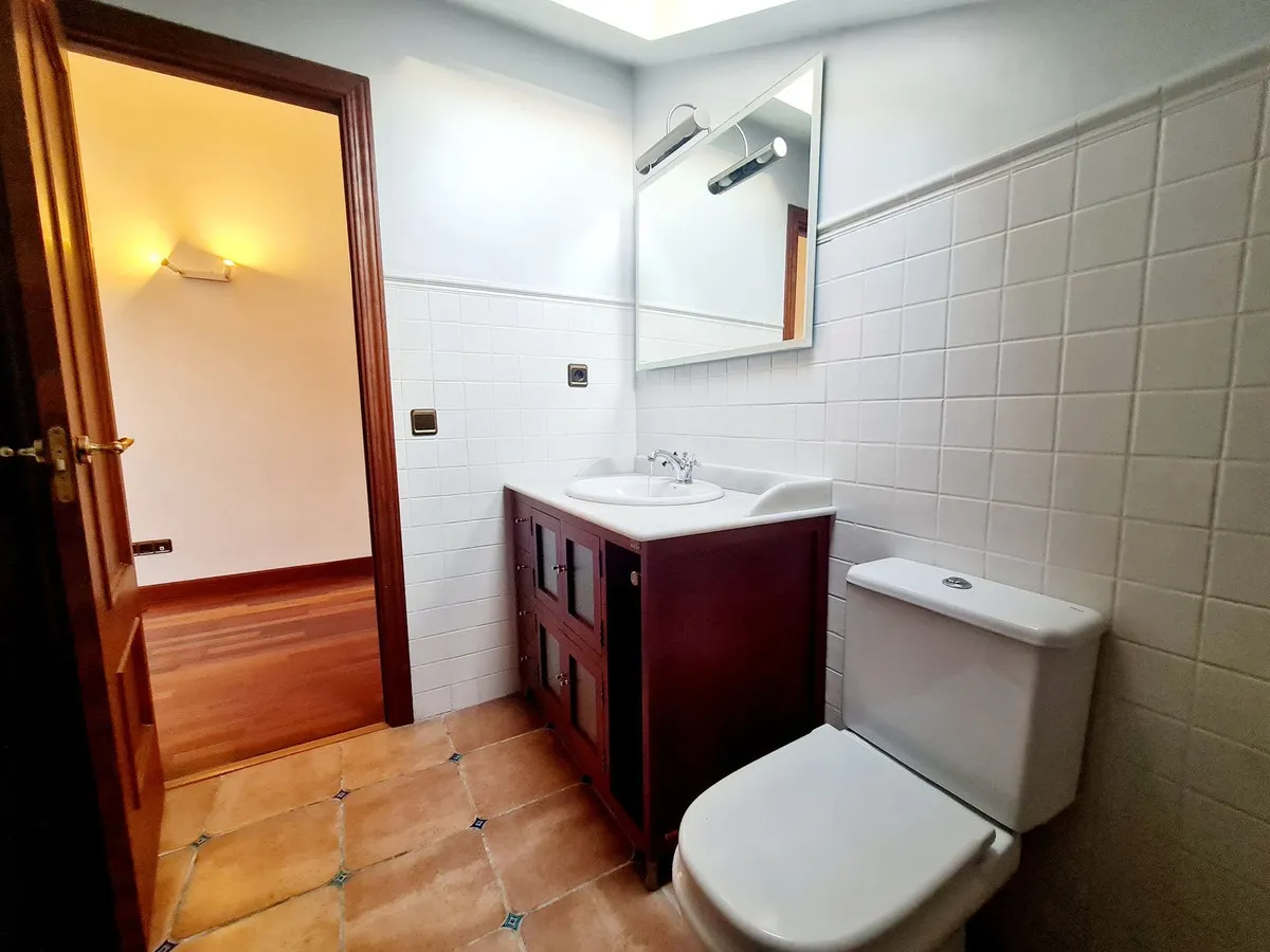 139b2e75-b803-4617-ba91-9209e2734387