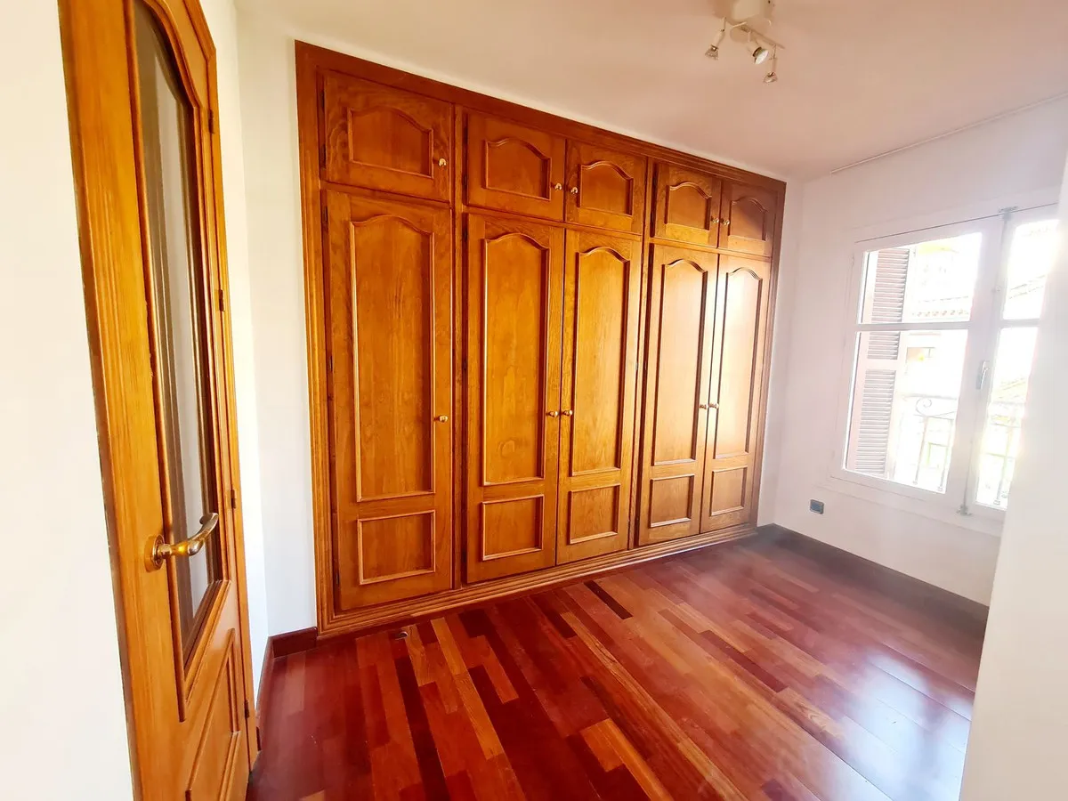 28e2cb5d-0e70-4857-b3dd-00a4dde654d8