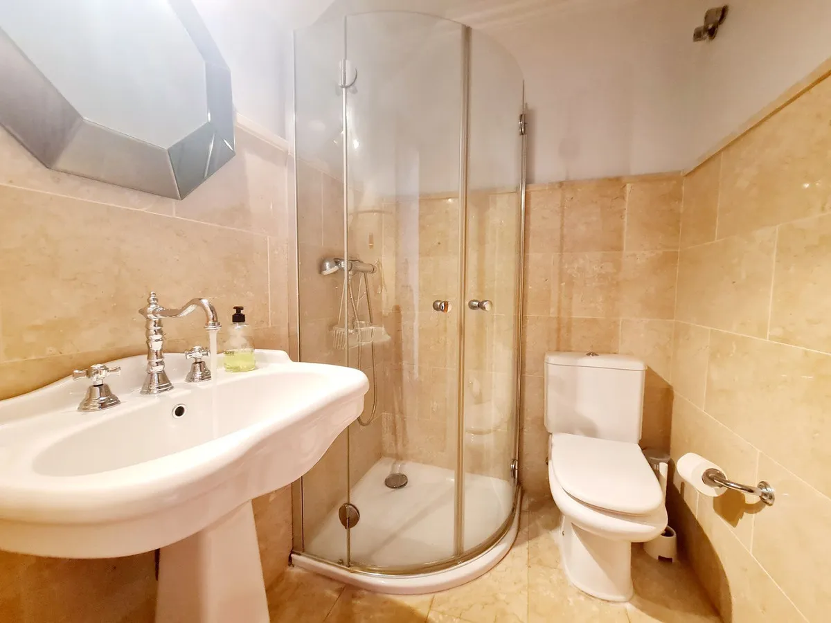 b2a5ce09-89ae-465c-95fe-81f1df0f1a3b