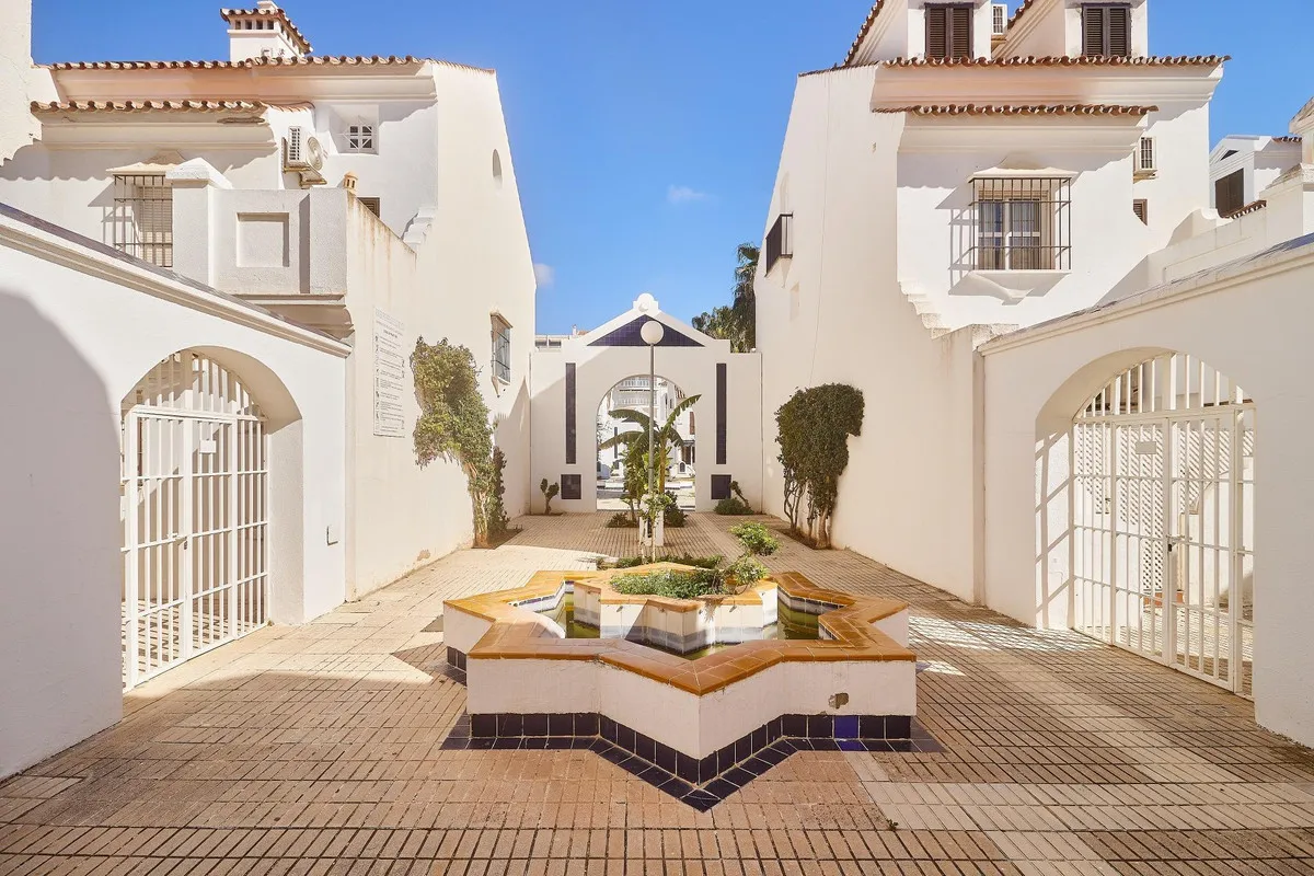 2110b6fa-ed4b-4b87-ae84-f3e2172150e5