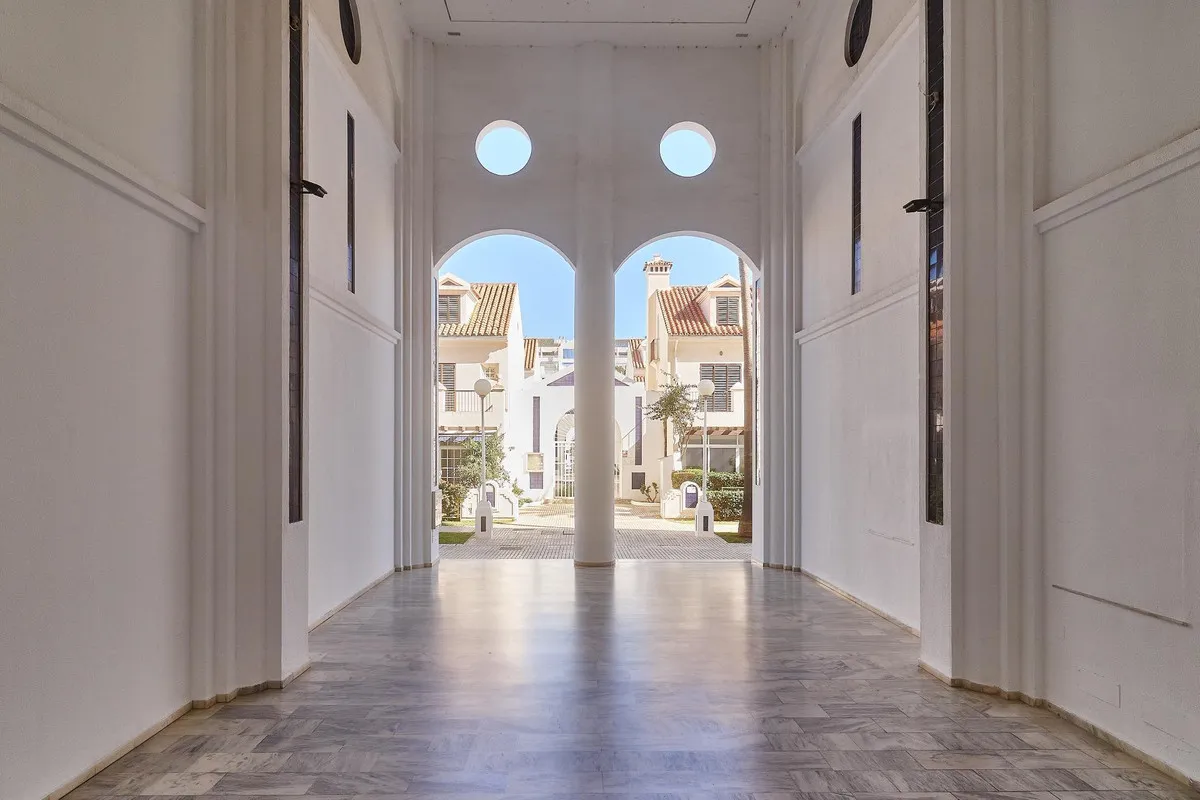 69ea0339-2bf9-4641-ae96-e8b26a4dfd34