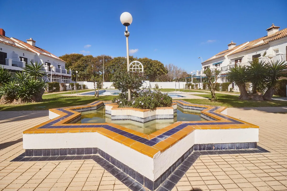 ab2e098c-c8e4-4cd4-8cbd-a44ea972548e