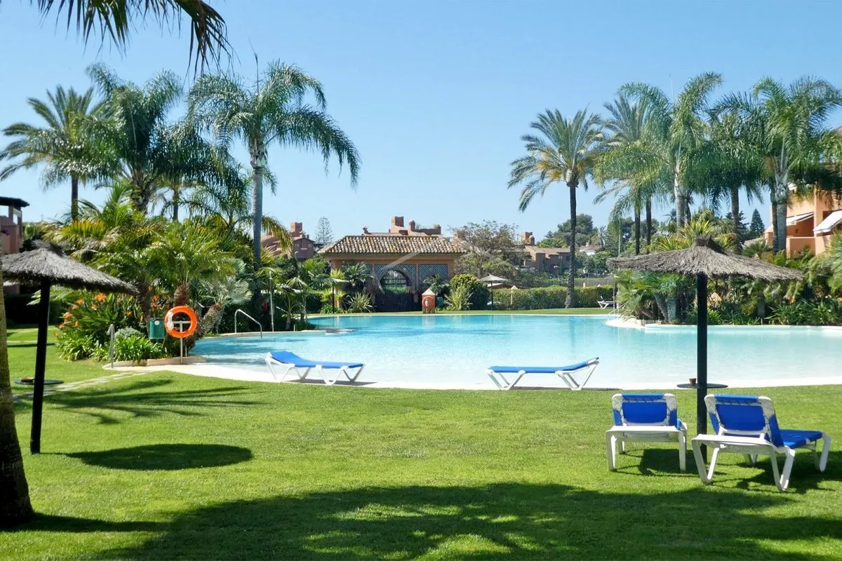 08552291-f4cb-4041-b835-9d5d84a93e89