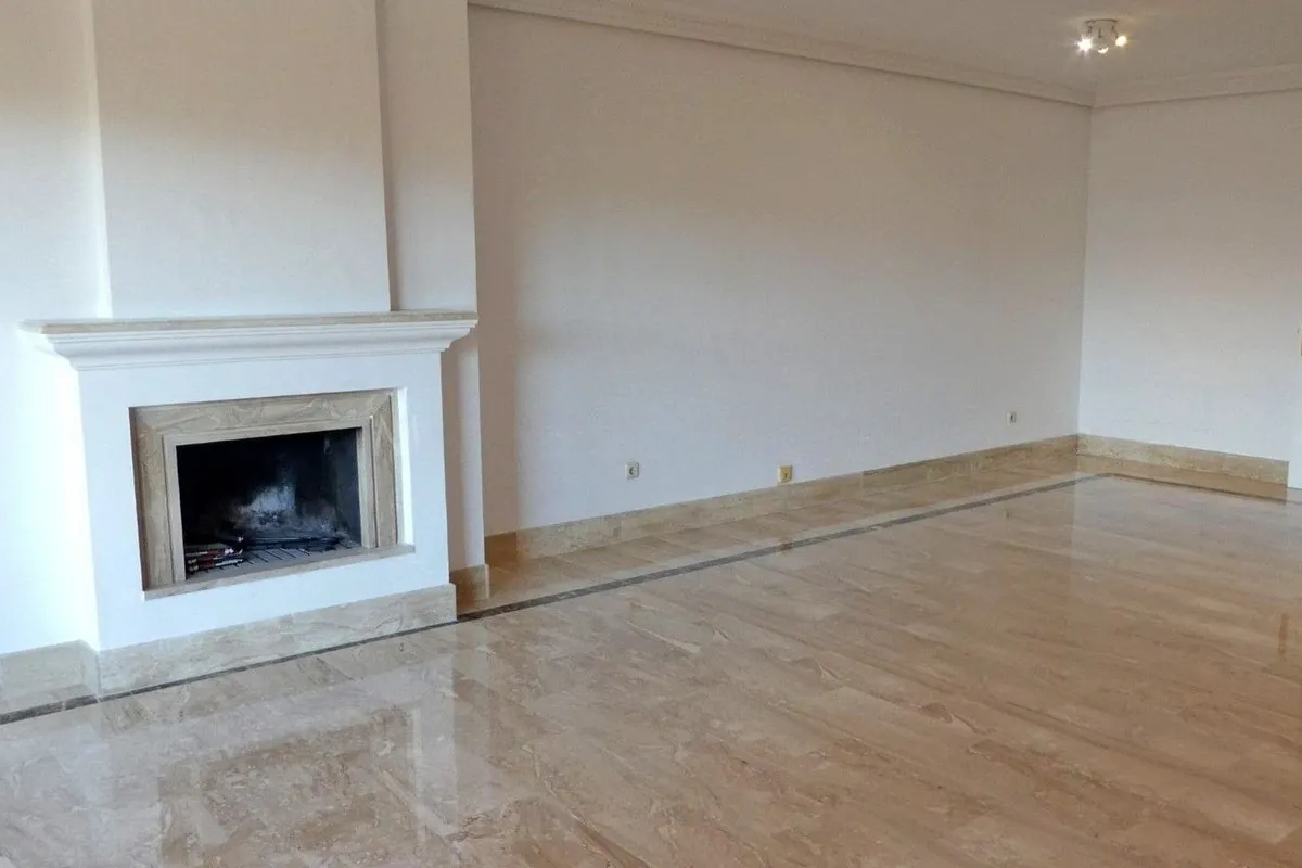 ffe7650f-6836-43bd-a83e-6e3b5c34c00a