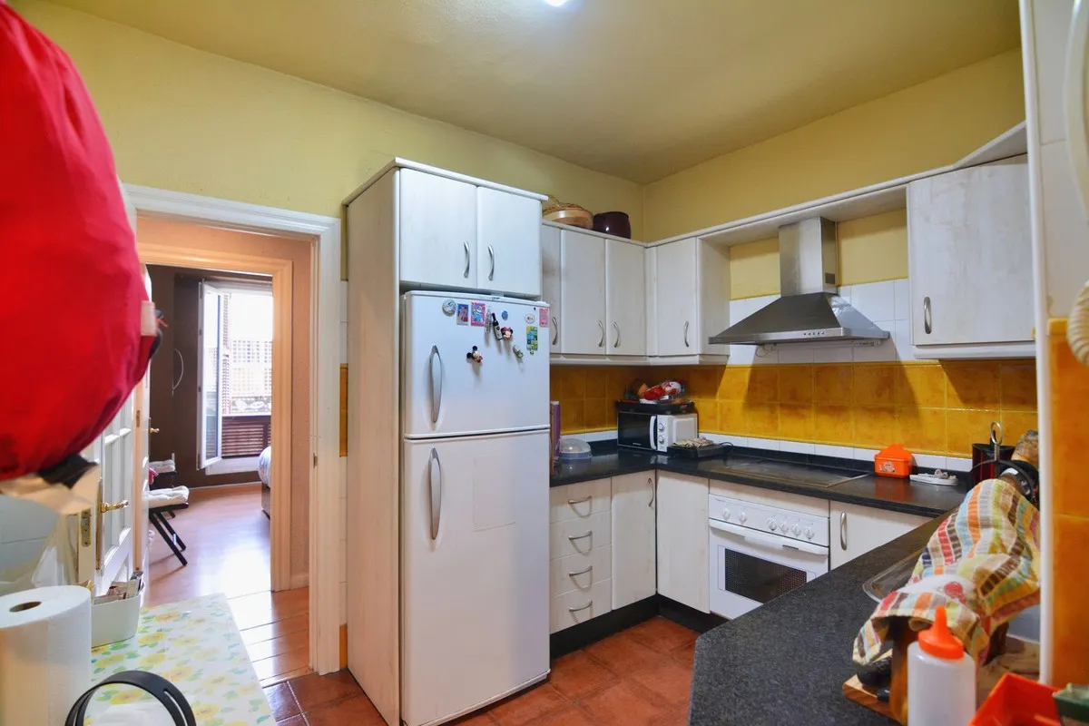 8f8bf2f8-e4a3-48d8-8793-e552ffd40a1d