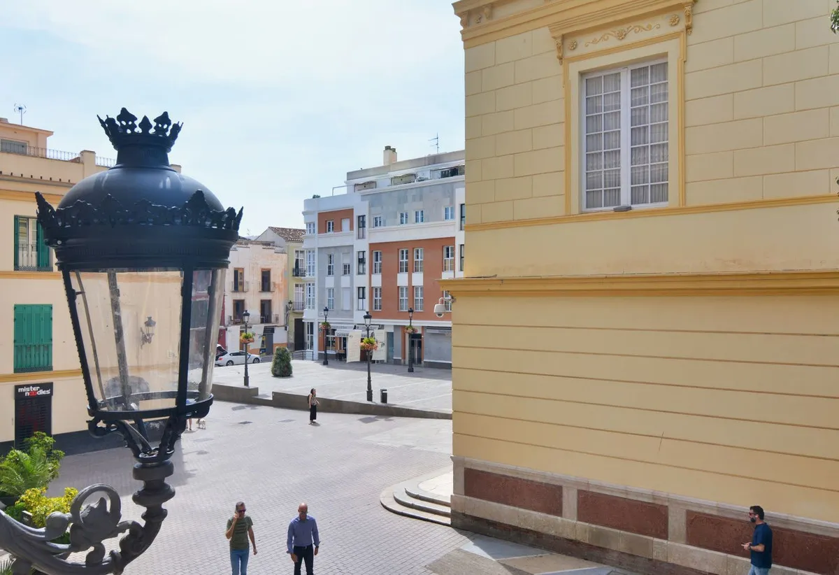 cdaf67f3-dac4-45dc-9bb8-134d25a07095