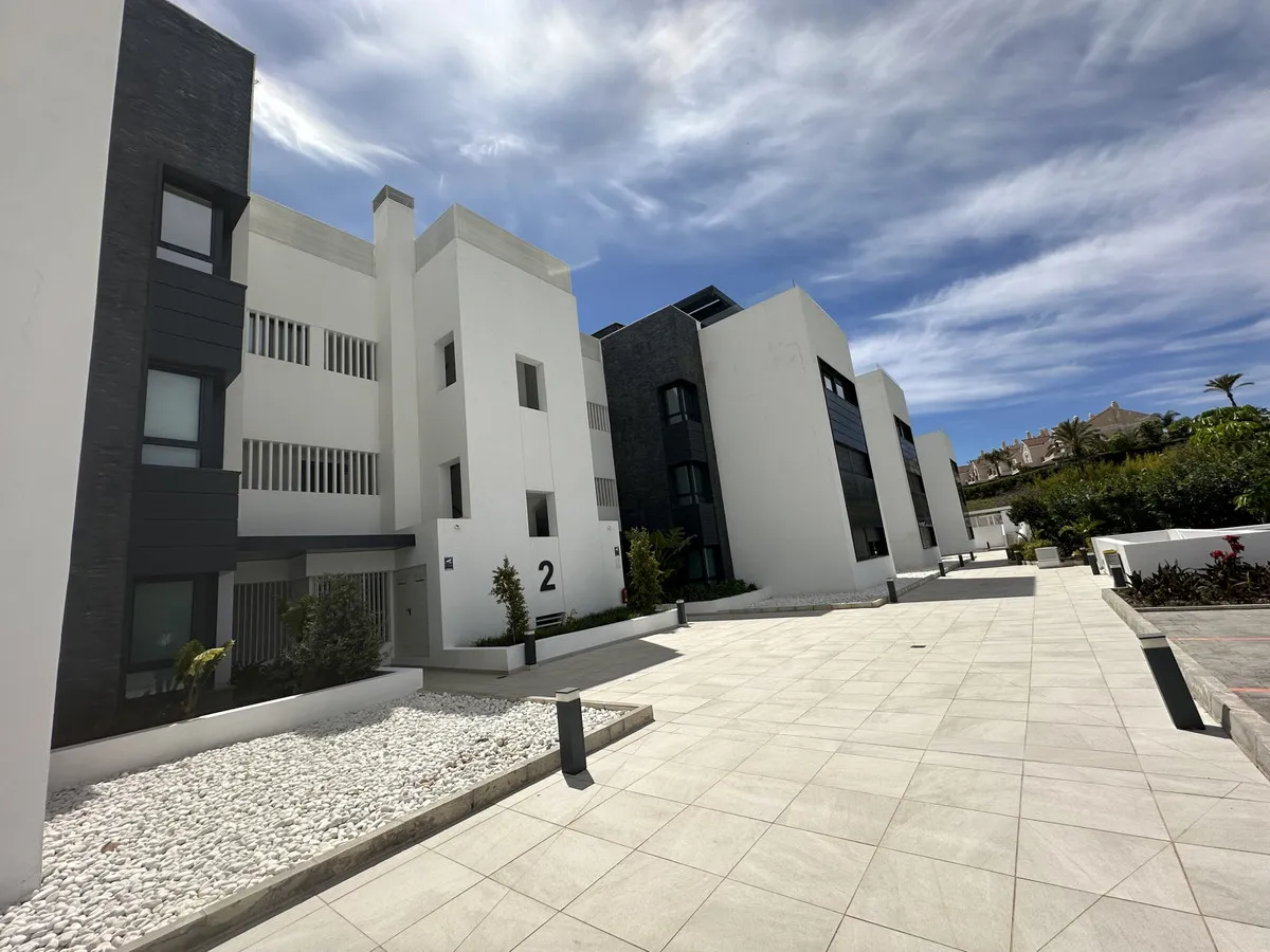 813b8186-ca5e-42f0-92d9-151eb6130981