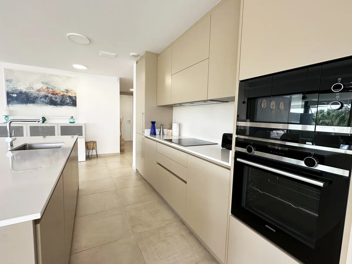 9344a4ab-49a5-46ed-a411-18a5d9d22064