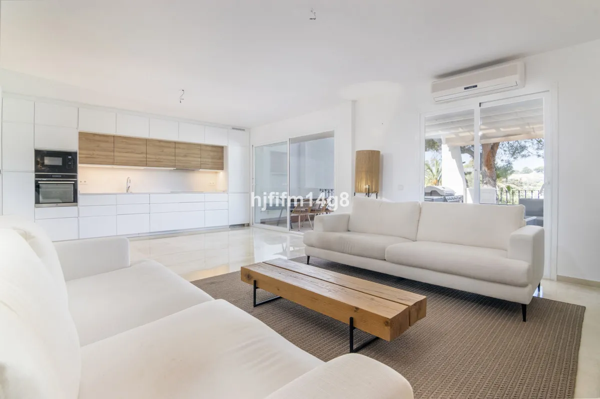 0830f0f7-6be5-4a19-8d8f-3d25a035669f