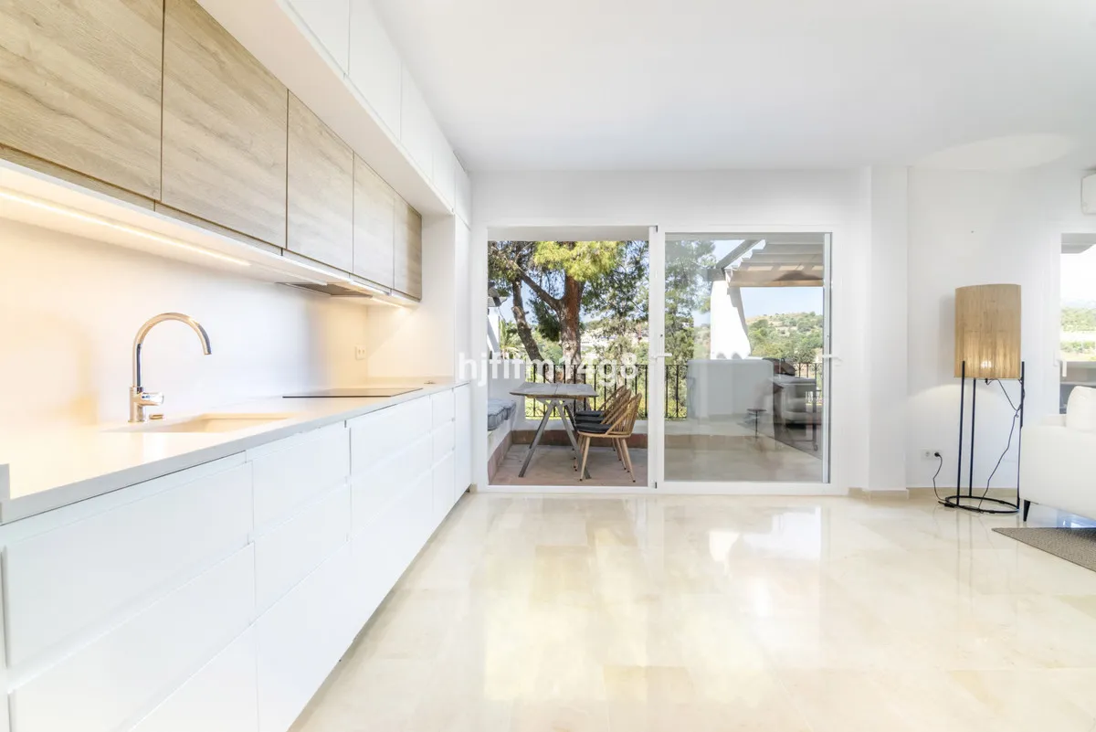 6a19baac-6955-489a-bbb5-ea61241c31aa