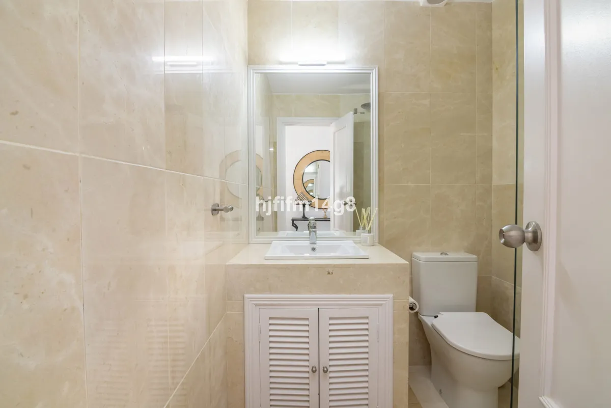 a6089b43-ddbc-4727-9db9-41f2925faa9a