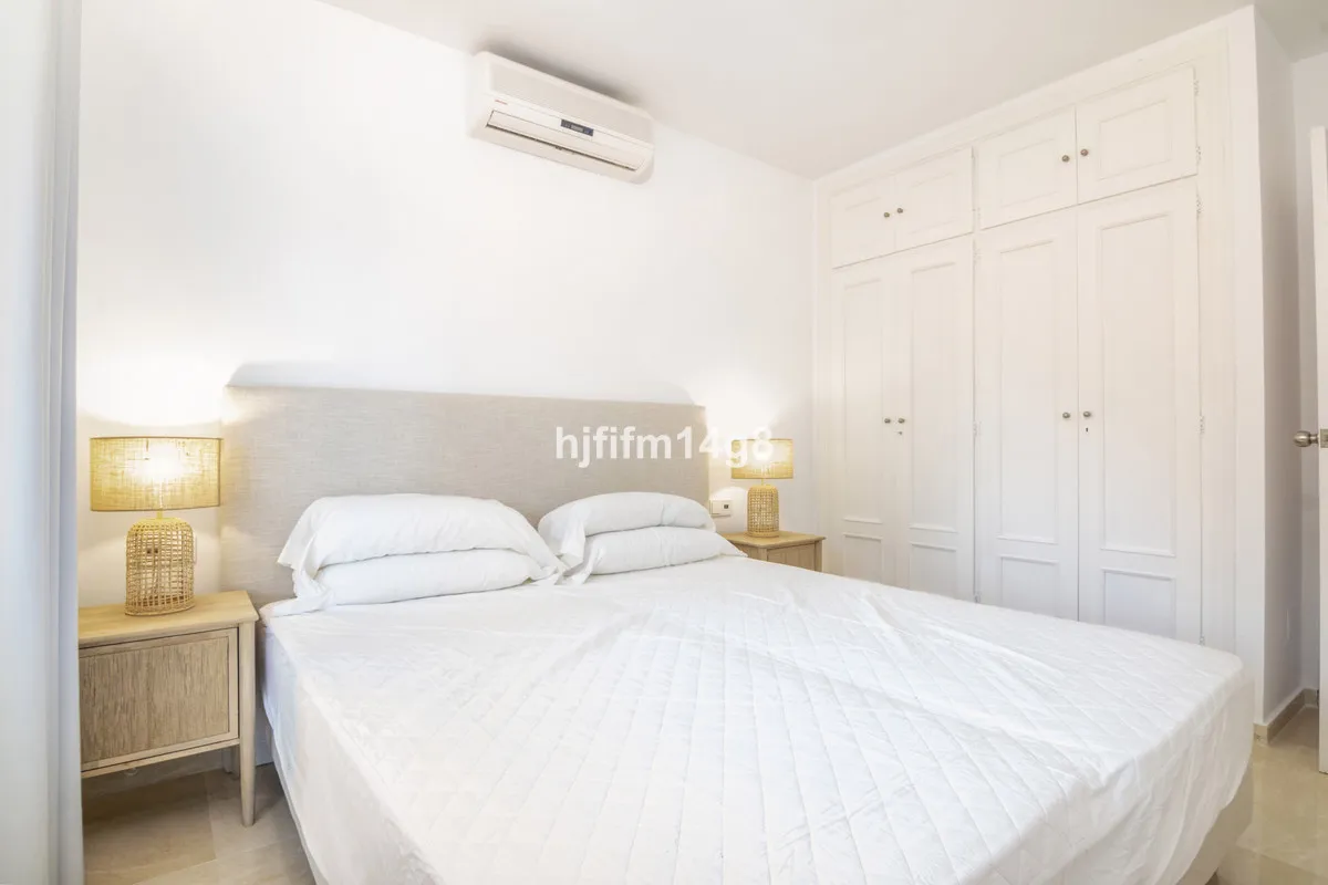 f9b09d26-da7d-4e69-bf42-70ccdd6fe2ca