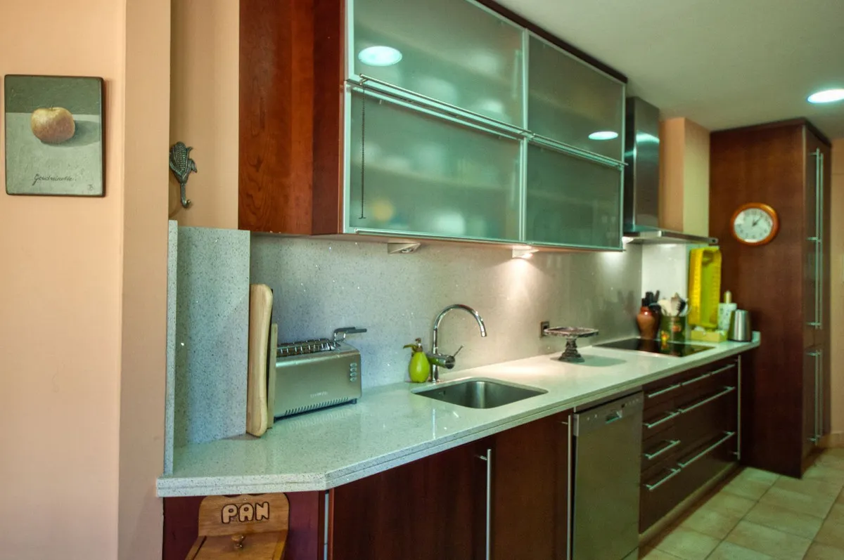 6b69ba93-1b04-463b-8cf5-6f18137cf262