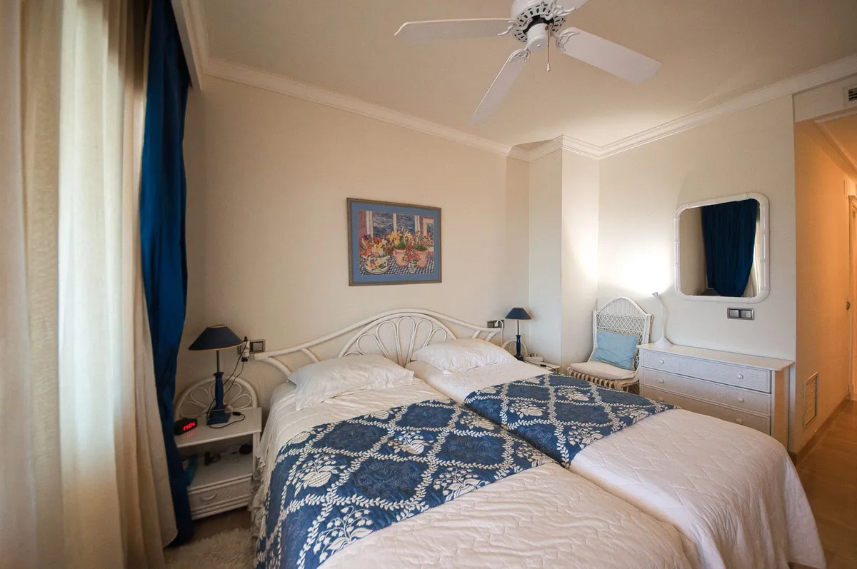 dea19a1d-95cc-40de-bf87-d53ca9bf69ff