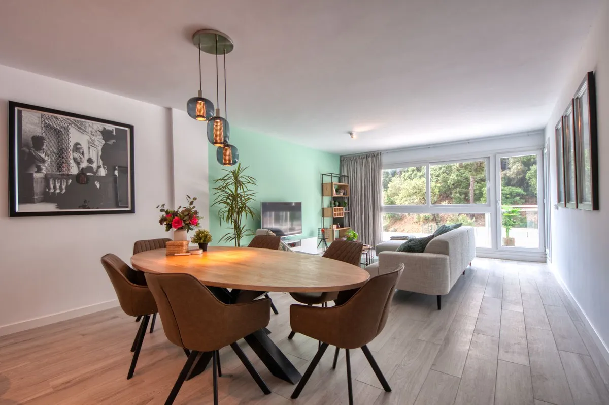 39f4165d-ad92-415d-ae0e-2a2300dcb7c5