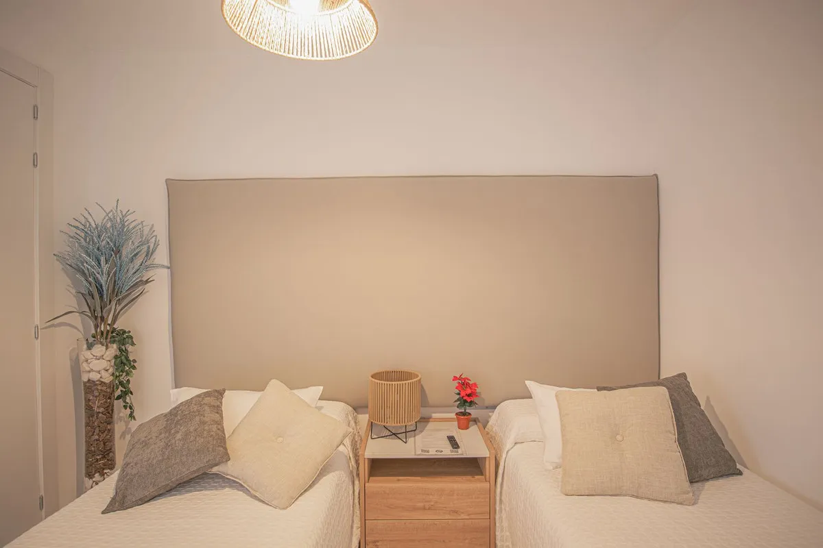 0ce2092c-db8f-49b5-b9d6-7d10bc215b4e