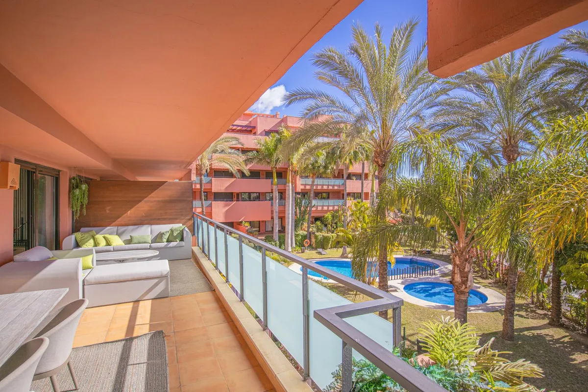 1af21c14-4e80-432b-b507-fa71d696a05f