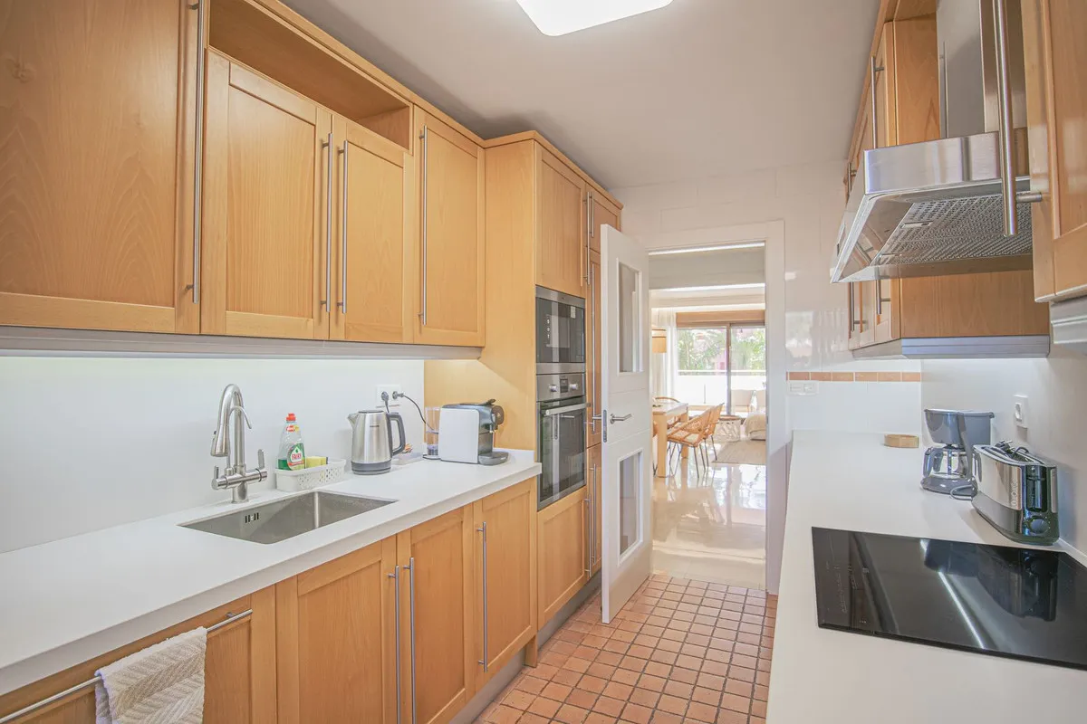 1e9a6785-7f5f-4858-bbc3-a6c05b86608b