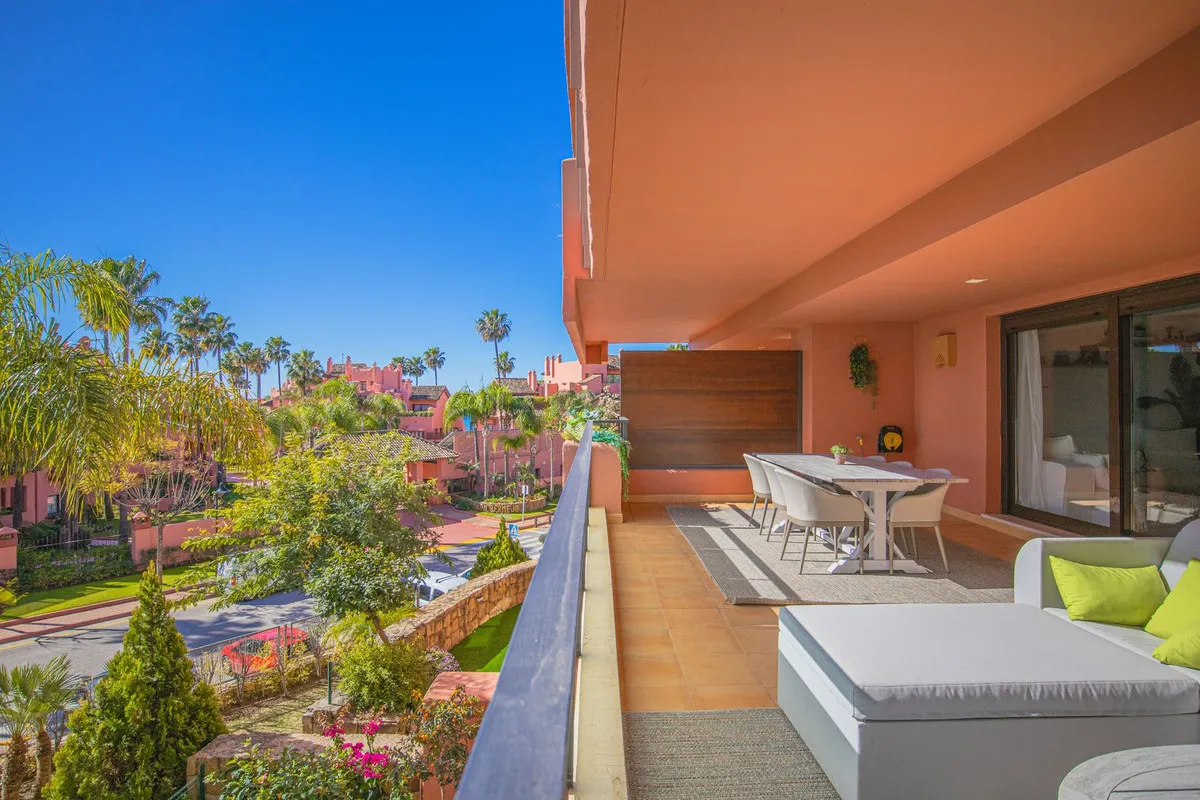 b1b6b894-6c34-4926-84d0-5e98680e868b