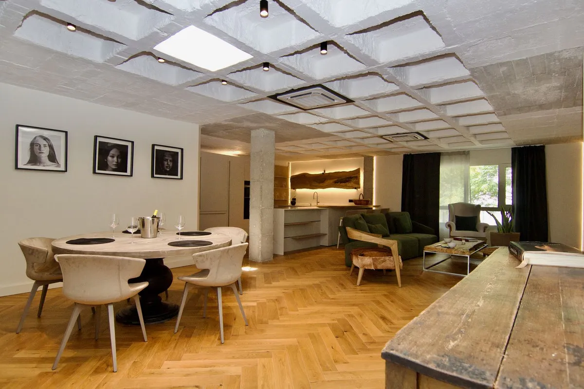 b40535ee-32c2-4d7b-88a5-85615c225e39