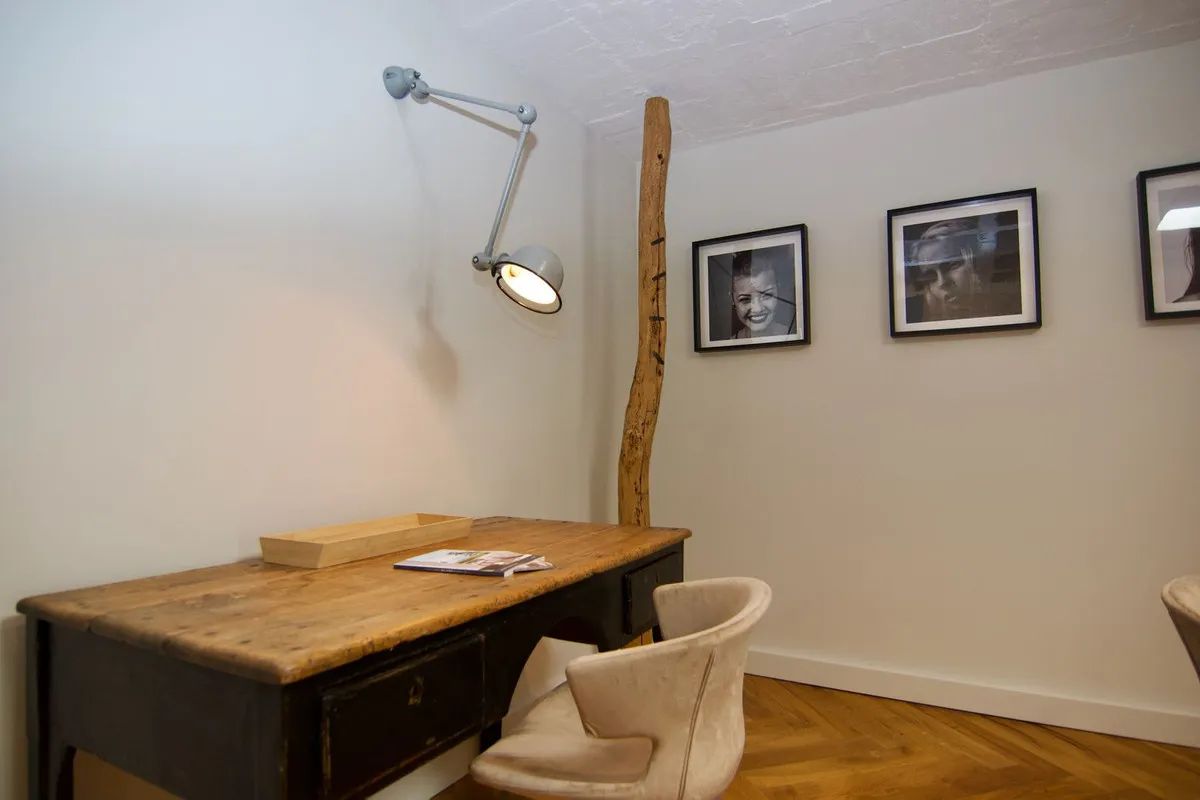 dfb230be-90a7-431d-a20d-170f6e35123d