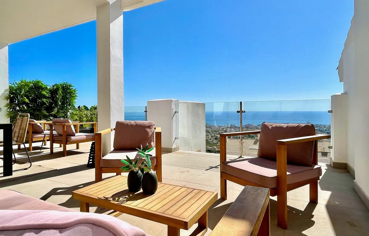 1d3b987f-cb3b-4875-abd8-951a917777f6