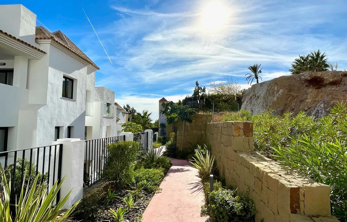 3b2d1be1-5e19-4f5a-bf7f-772e4532a9c5