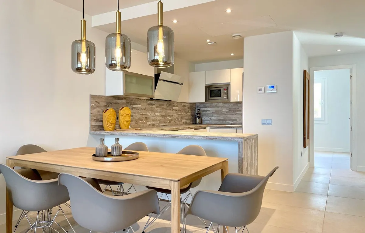 9366f44b-7467-4023-b0f8-e37d0685d7da