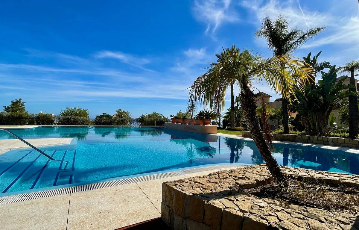 a838ccfa-7e90-4a9f-81f5-1ffdcd7fd880