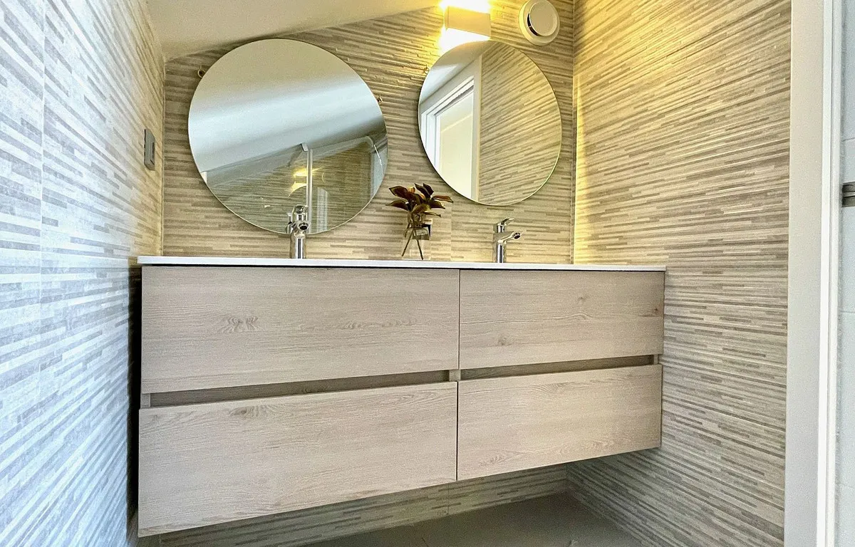 ac726838-6a62-4da2-9923-5d2887c58915