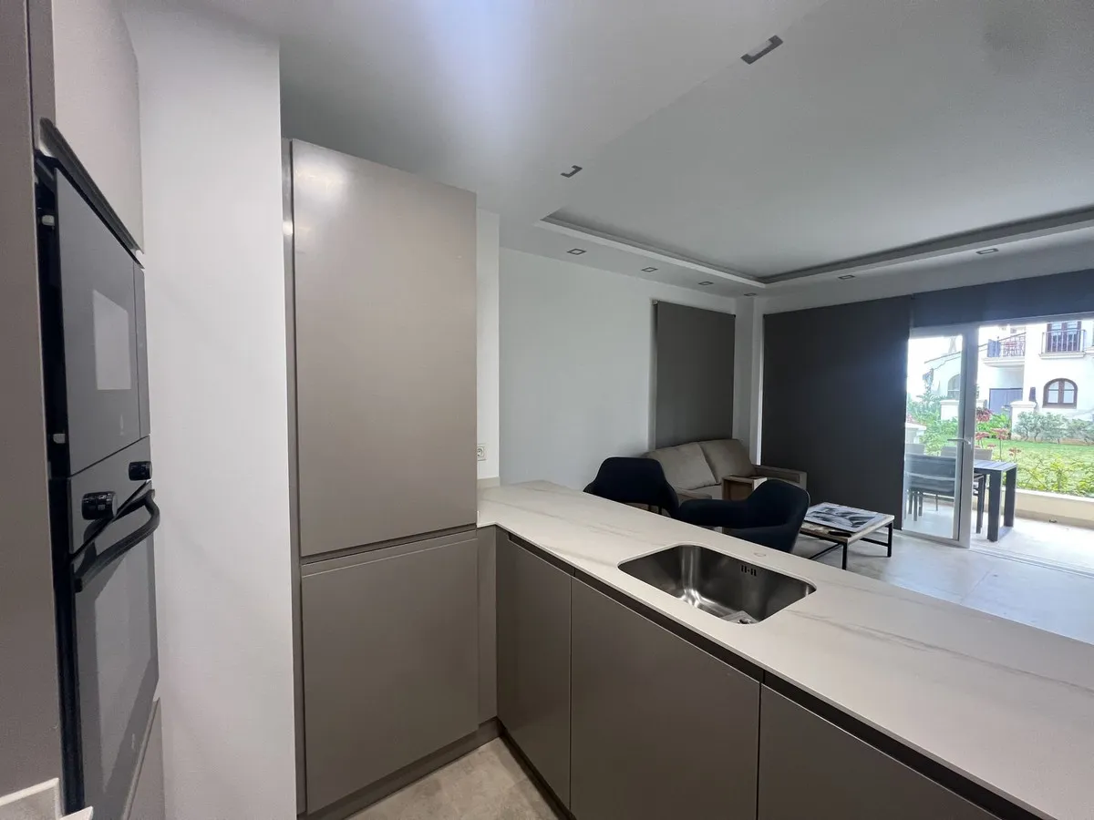 23483703-c802-40b4-b396-cc5823741d5e