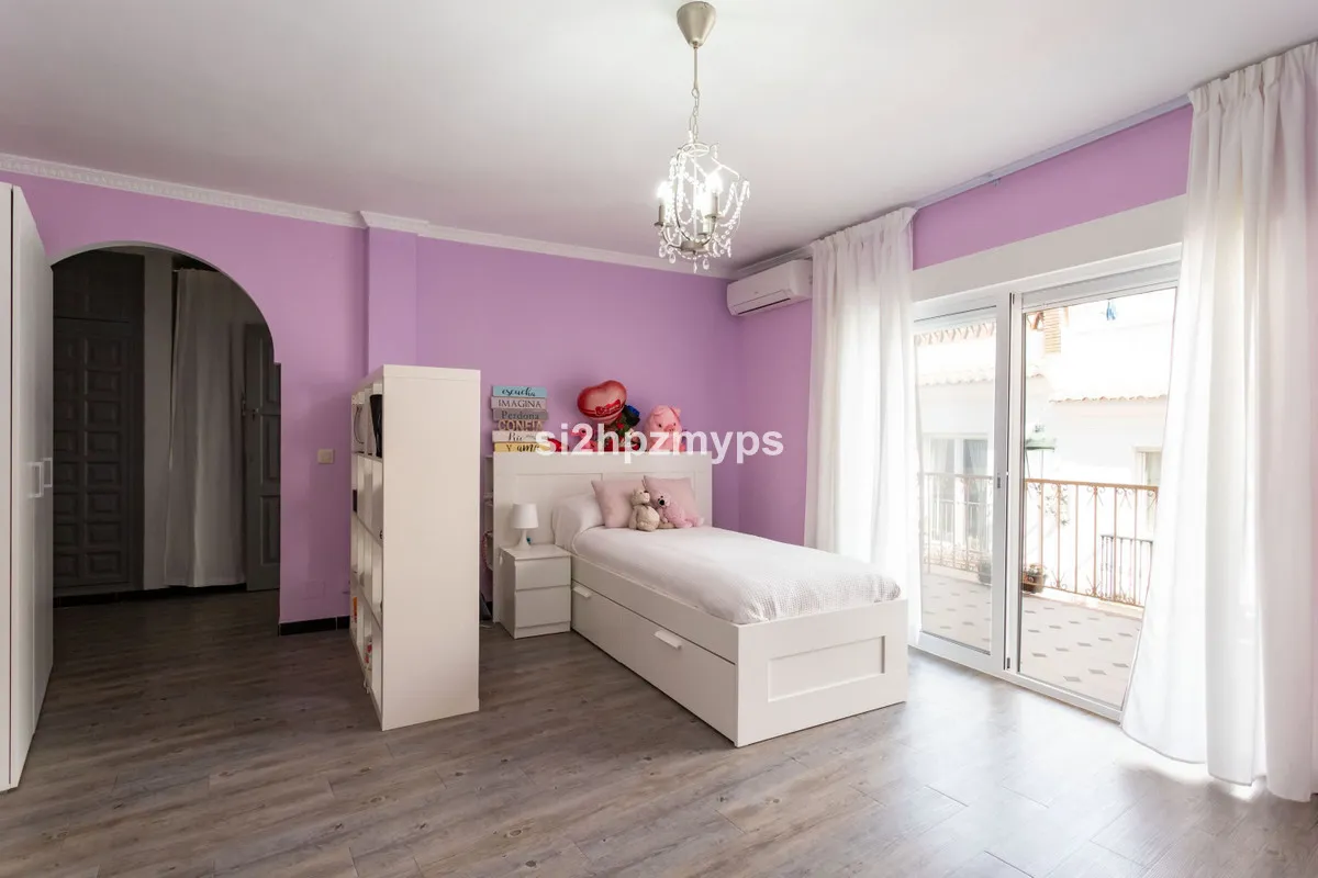 19a39c18-e373-44b2-aa8a-8859c608a536